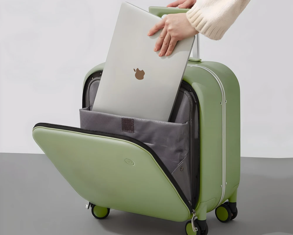 carry bag with wheels